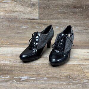 Anne Klein Seraphin Faux Black Leather/ Tweed Block Heel Booties Women's Size 8